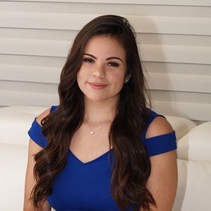 Meet your Posher, Crystal